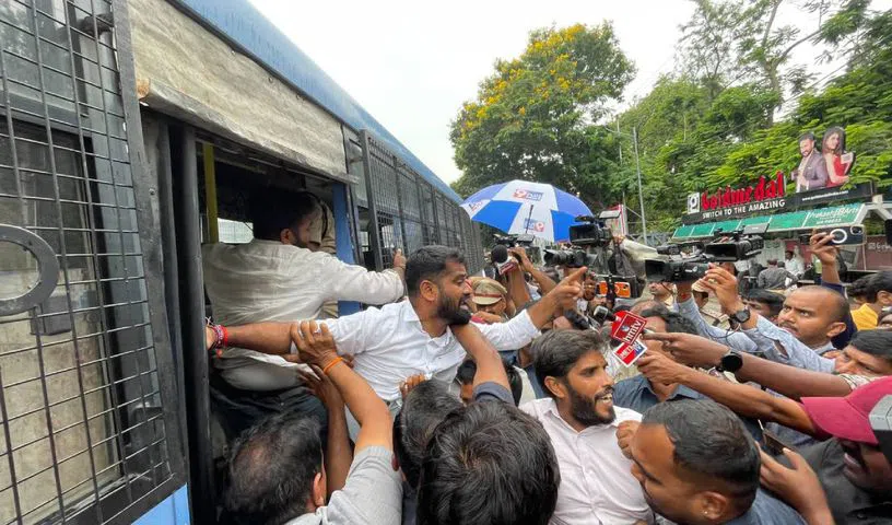 Students Storm Telangana Assembly Over Fee Dues, ABVP and TRSV Activists Detained