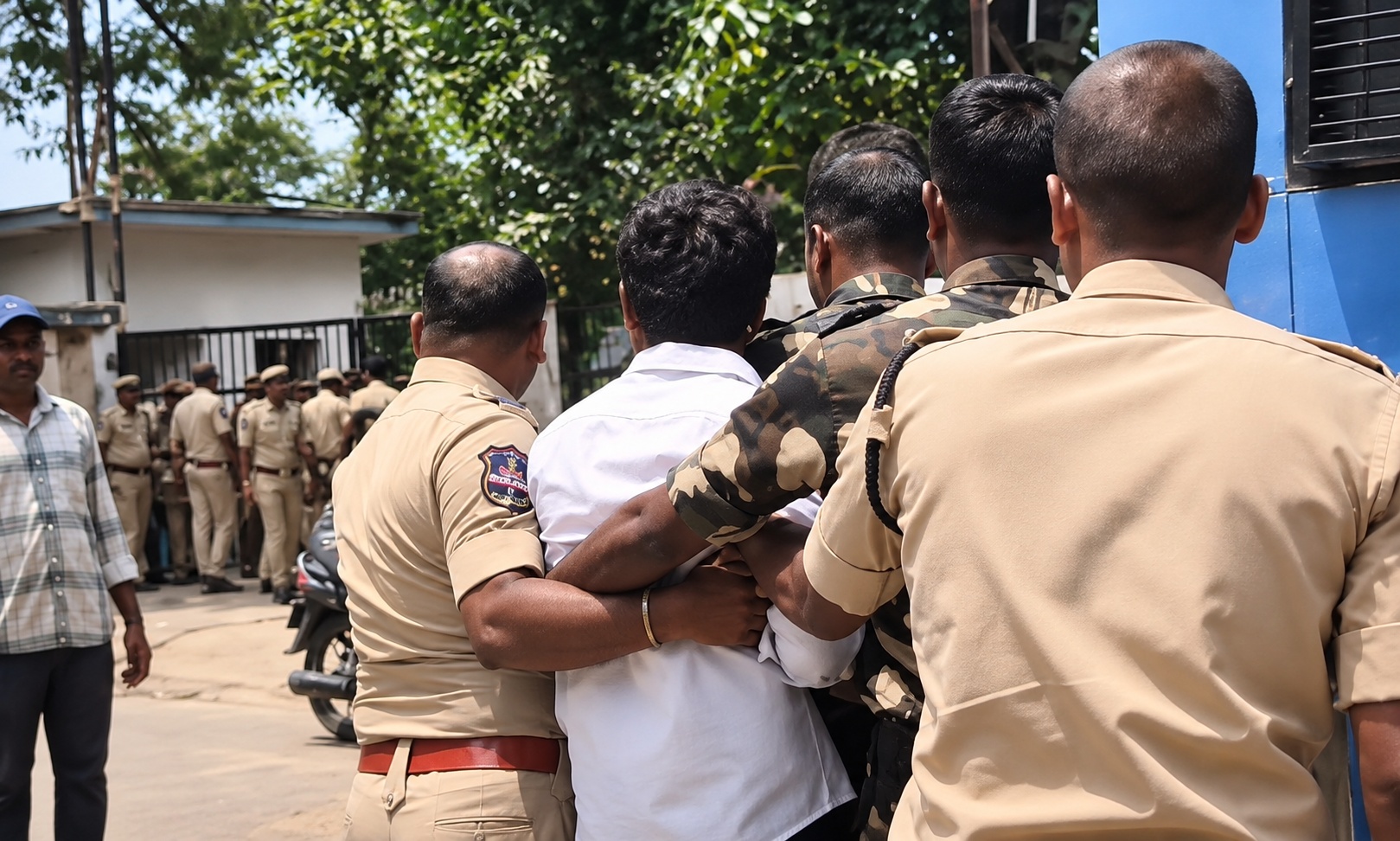 CJP Volunteers Detained in Hyderabad Amid Polytechnic Student Protests Over GO 97